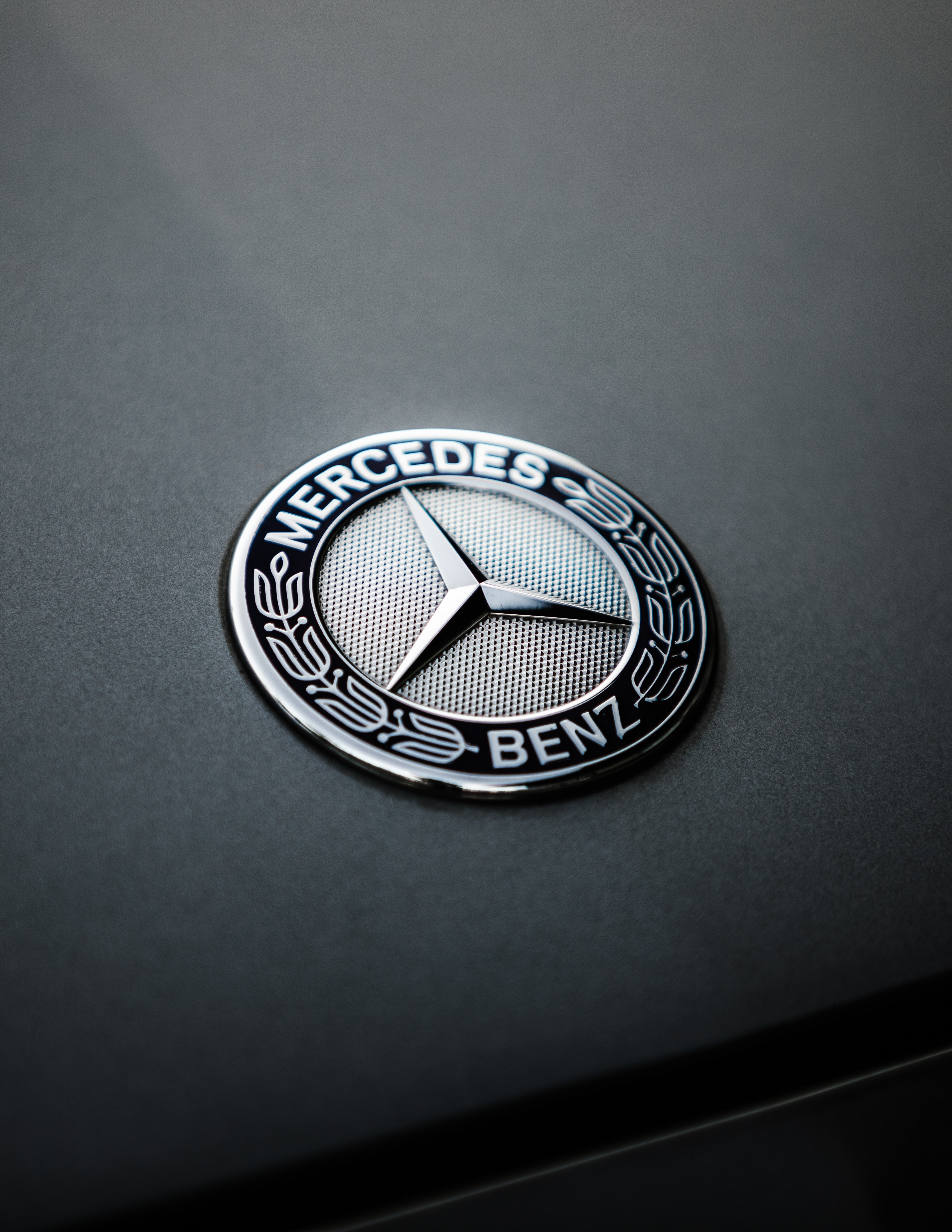 Mercedez-Benz-logo